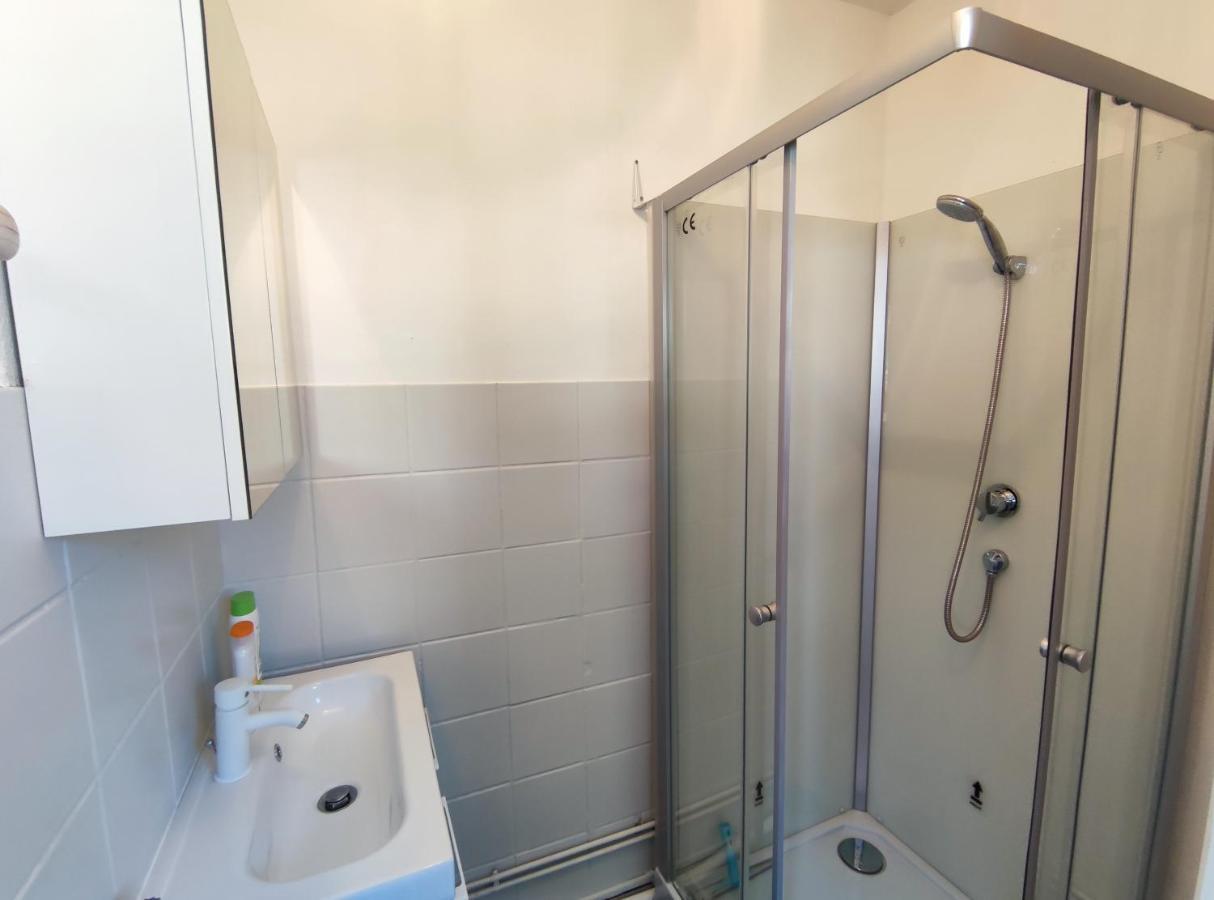 Ferienwohnung Les Lumieres Du Phare Calais Exterior foto